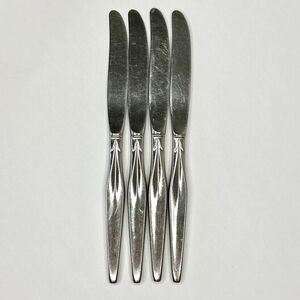 Lot‎ Of 4 Stainless Steel CONCEPT Dinner Knives International 1847 No Markings